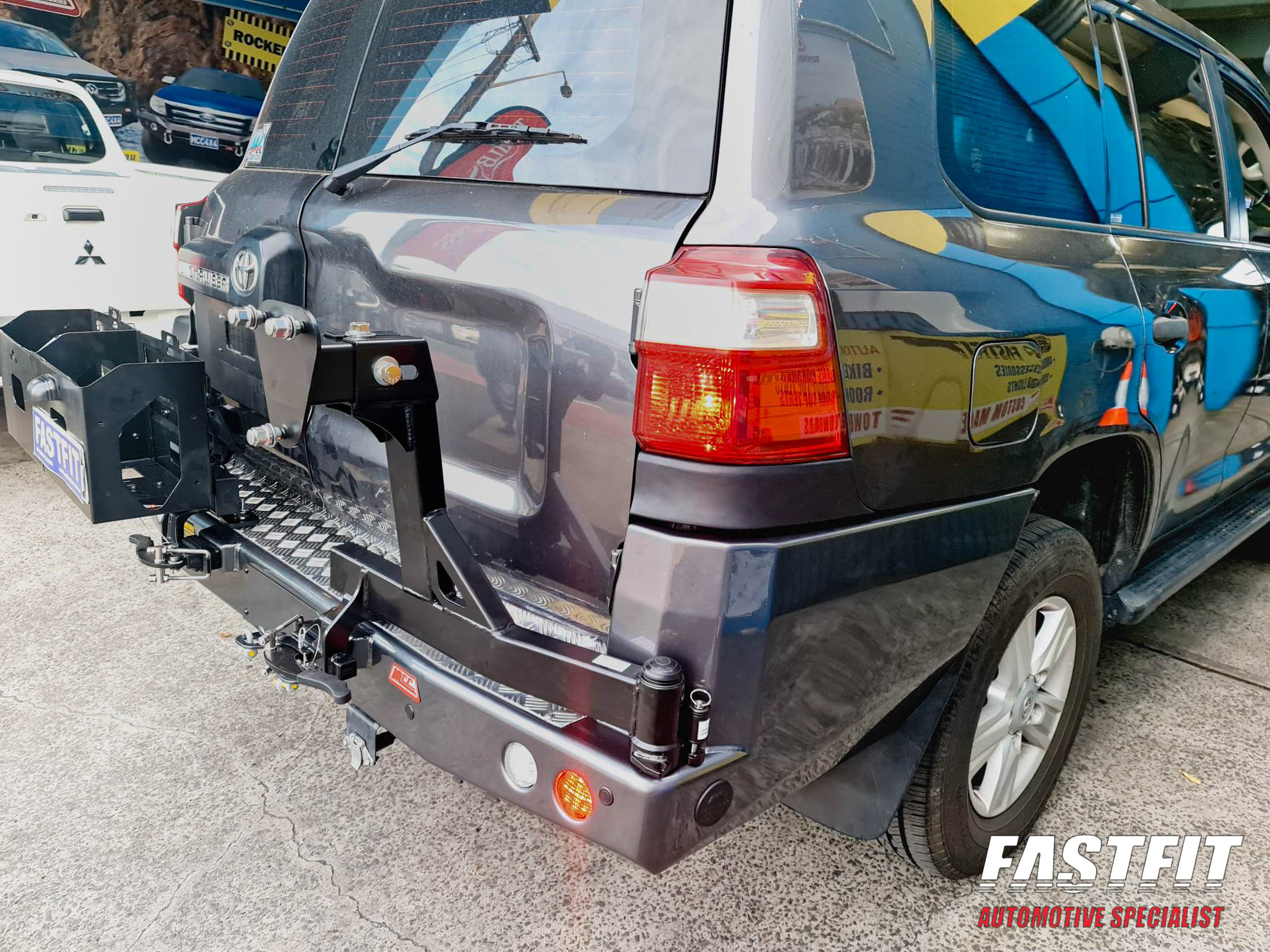 TOYOTALANDCRUISER200SERIES2015REARWHEELCARRIERSINGLEWHEEL_DOUBLEJERRY-3