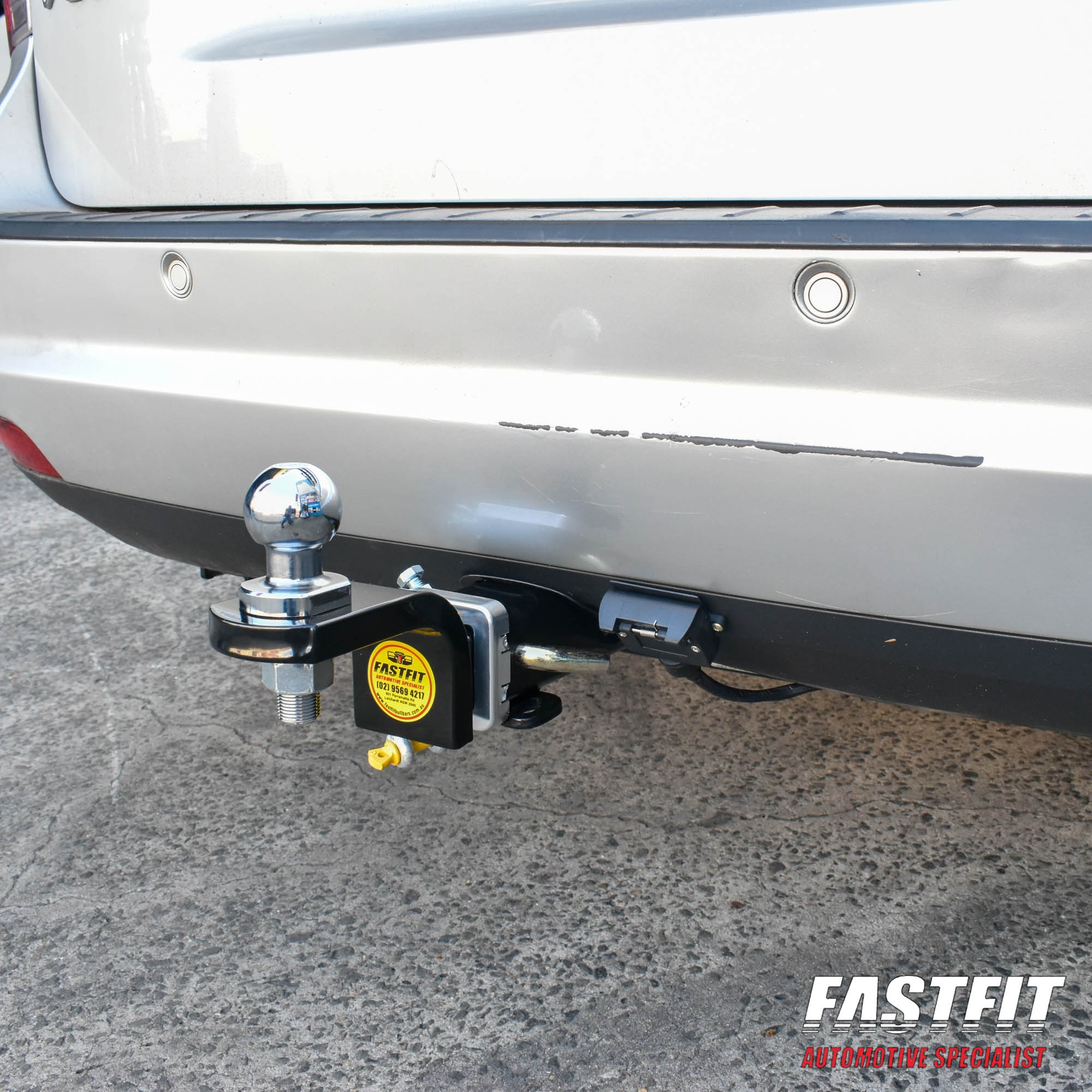 VOLVOV50HAYMANREESETOWBAR-7