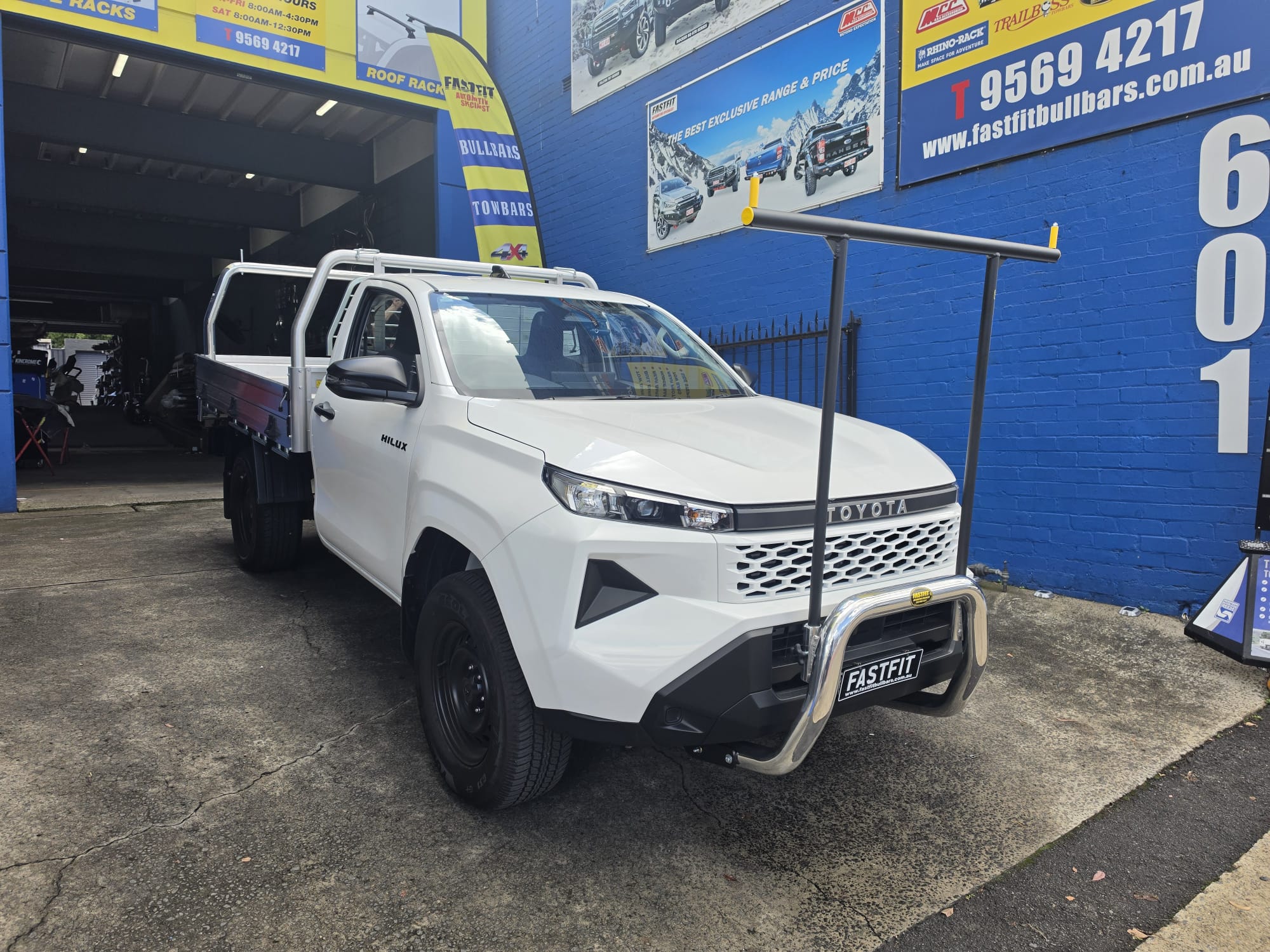 Polished Alloy 76mm Nudgebar with Black HRack set to suit 2026 Toyota Hilux D/Cab