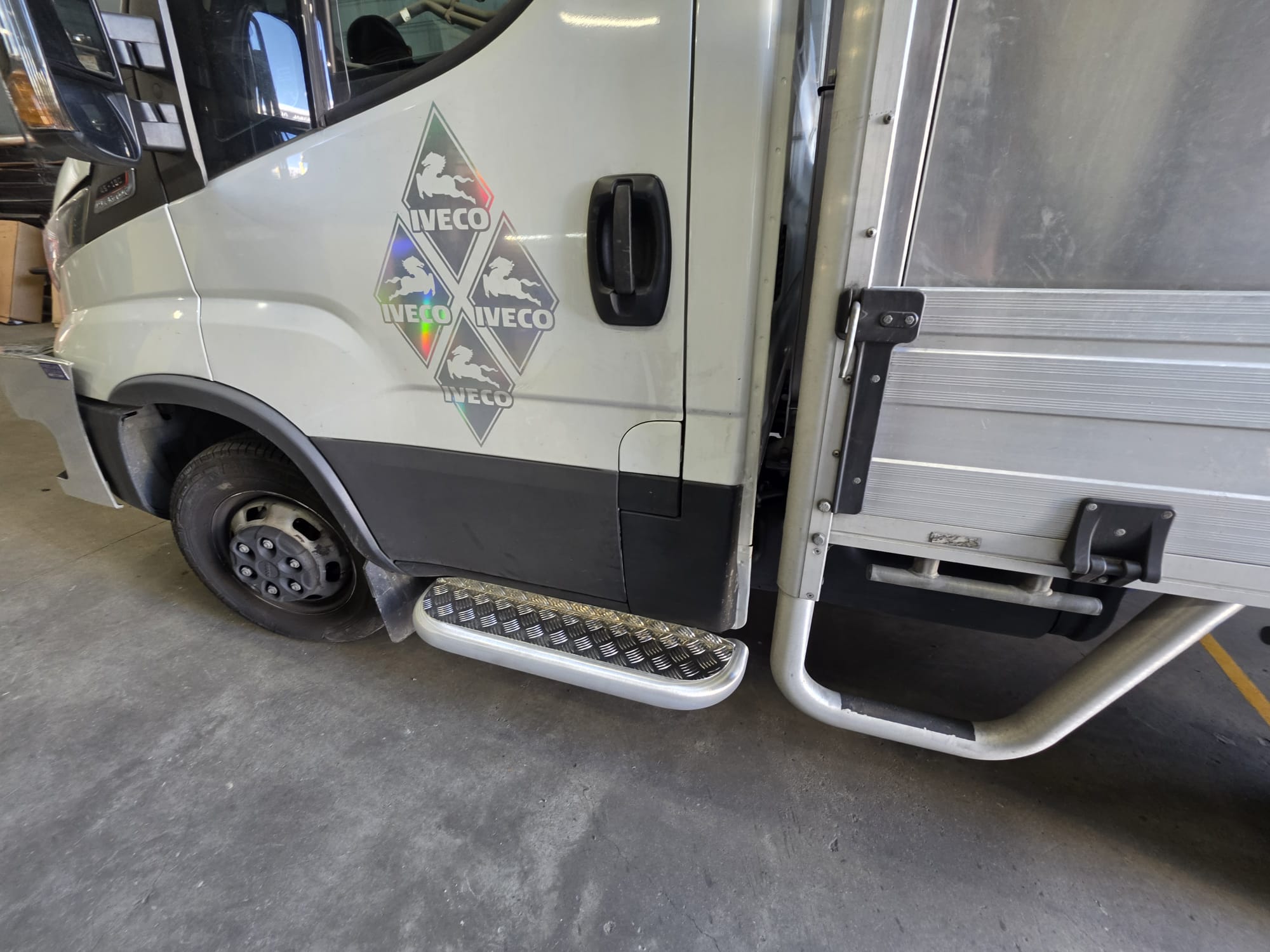 Single Cab Iveco Daily Side Steps 02/2015-01/2021
