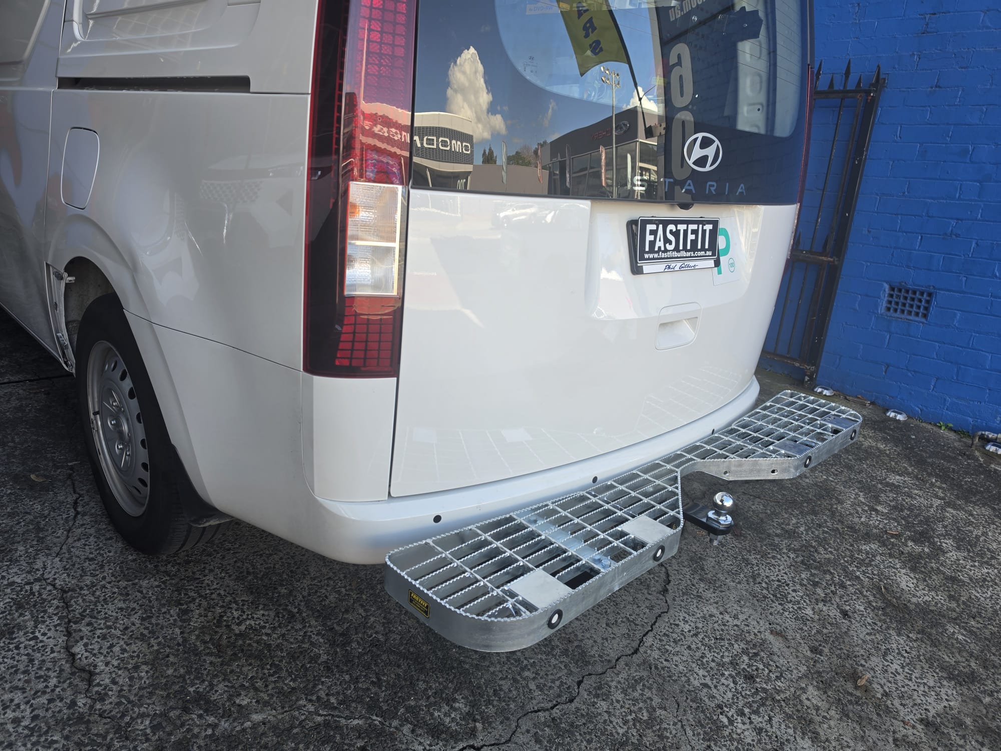 TAG Rear Step & Towbar for Hyundai Staria Van (01/2021 - on)
