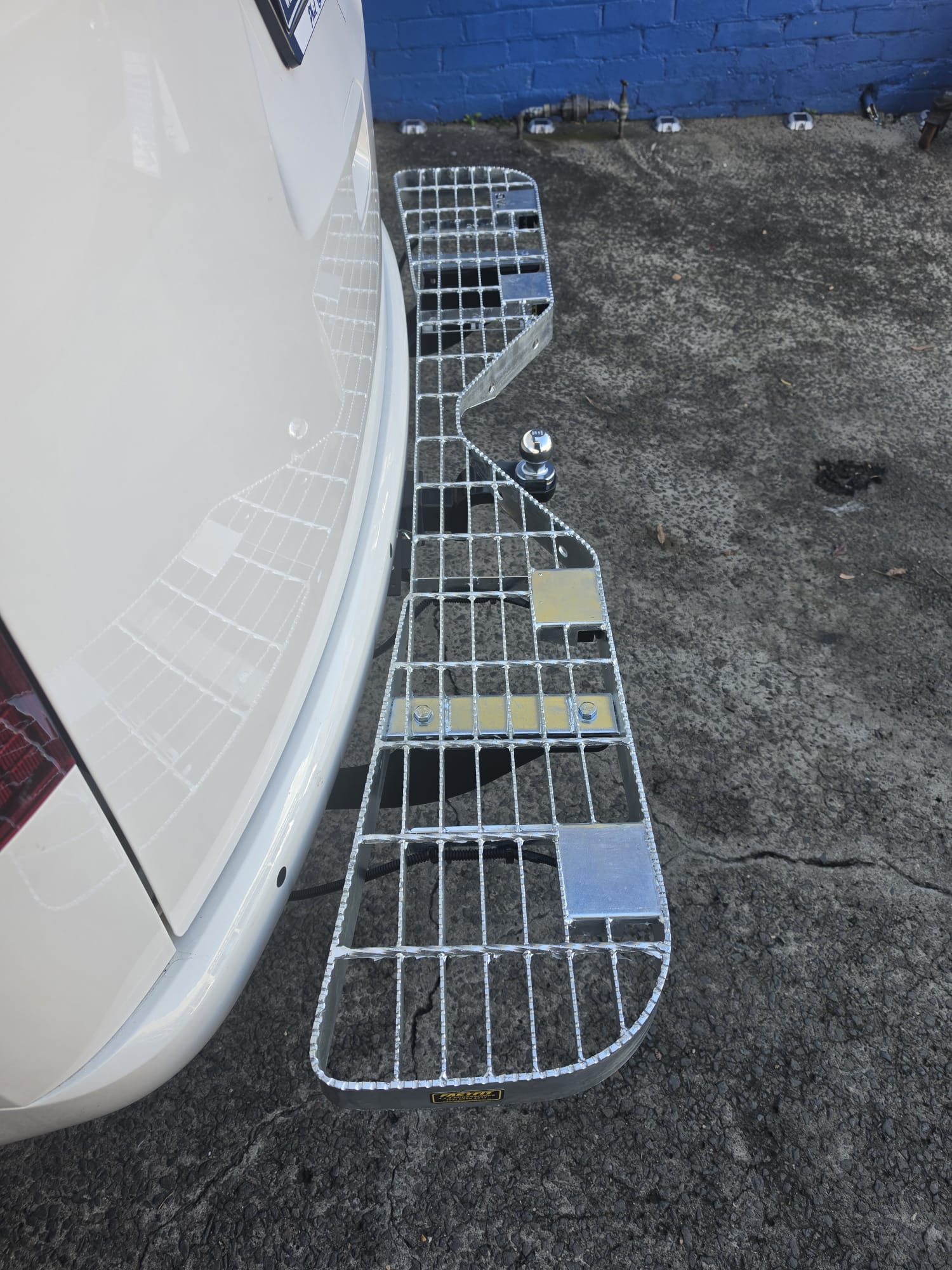 TAG Rear Step & Towbar for Hyundai Staria Van (01/2021 - on)