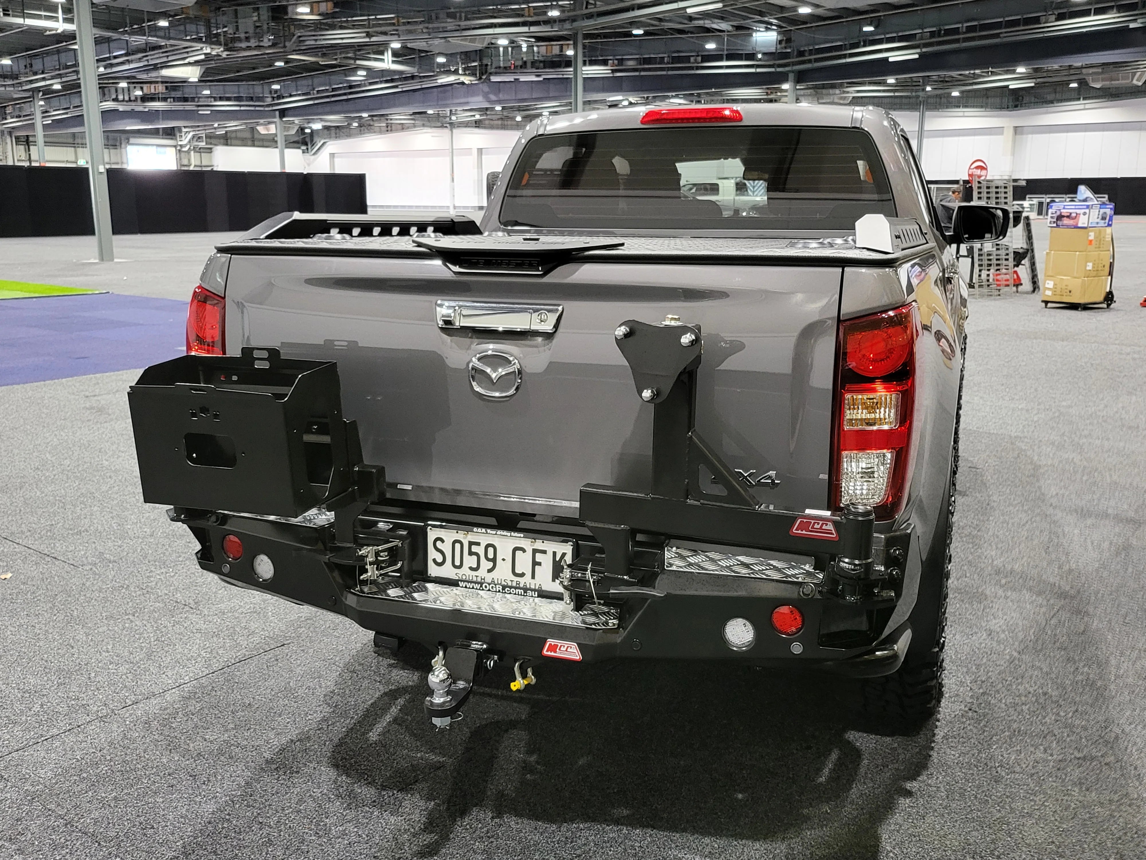 MCC 022-02 Rear Wheel Carrier Single Jerry Can Holder Packagewith Side Protection to suit BT50 TF 2021-On Mazda