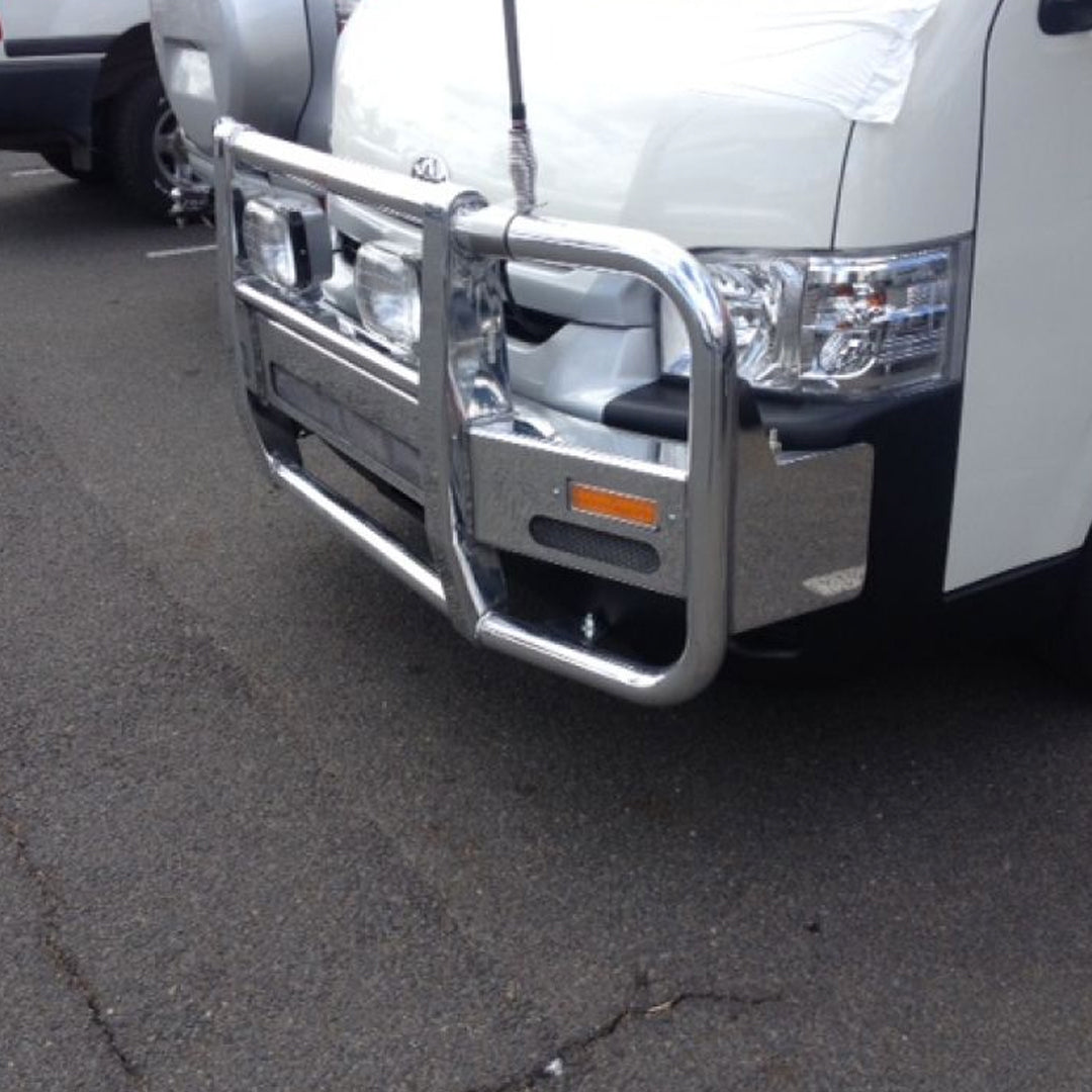 hiace-ecb-bullbar-P2TO1021SYM-1