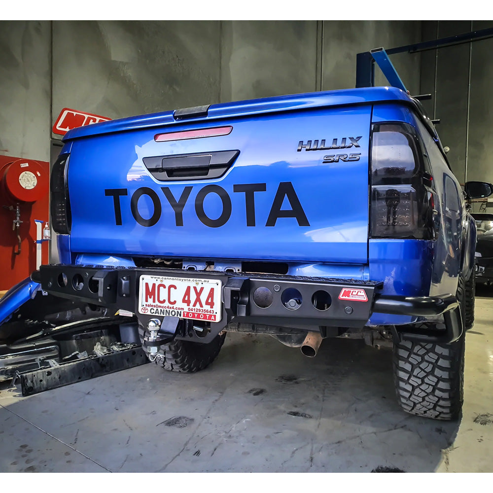 hilux-2015-on-jack-rear-black-step-2