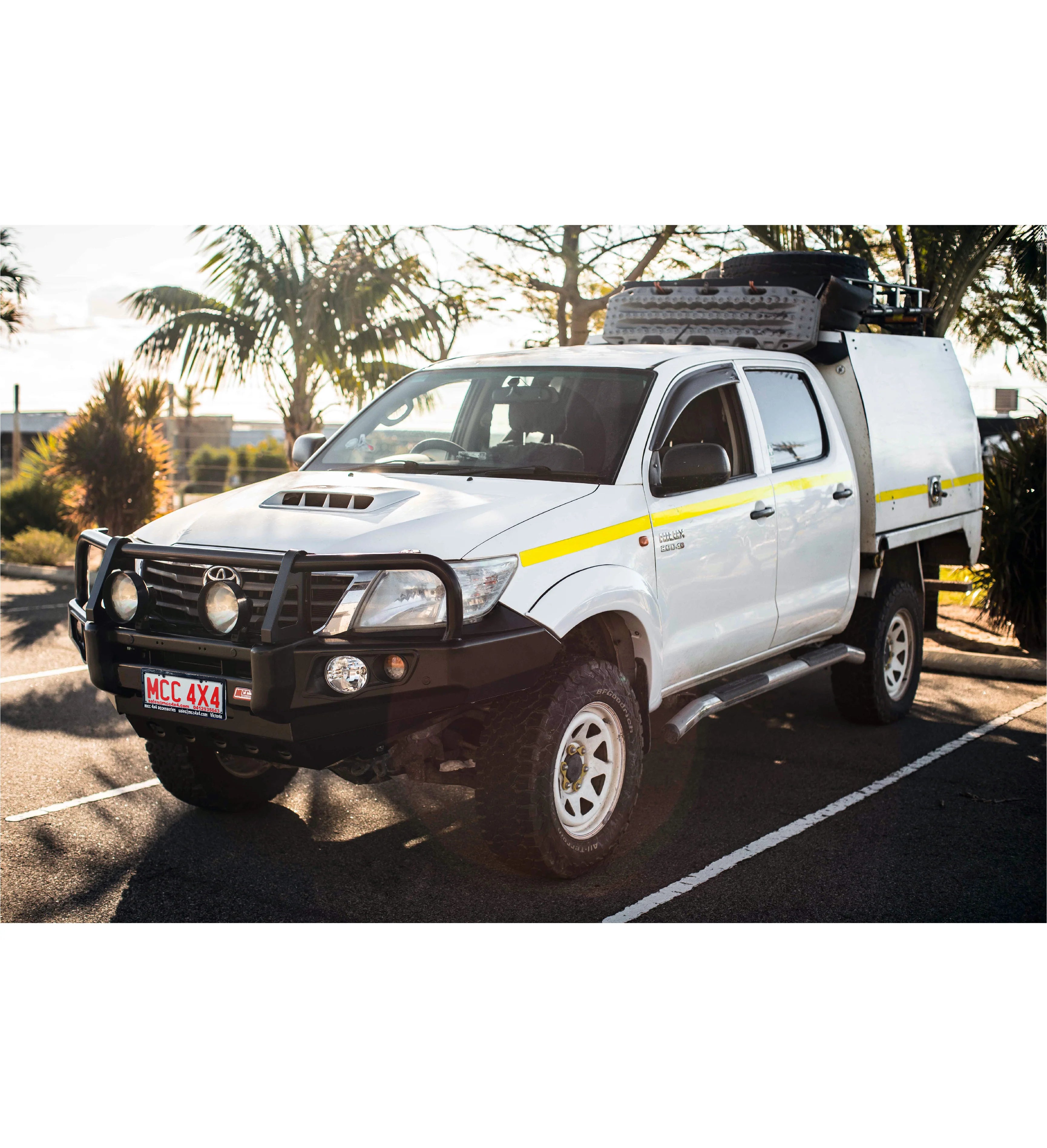 MCC HILUX KUN26R 2012-2015 707-02 FALCON BULL BAR BLACK A-FRAME PACKAGE (LED FOGLIGHT)