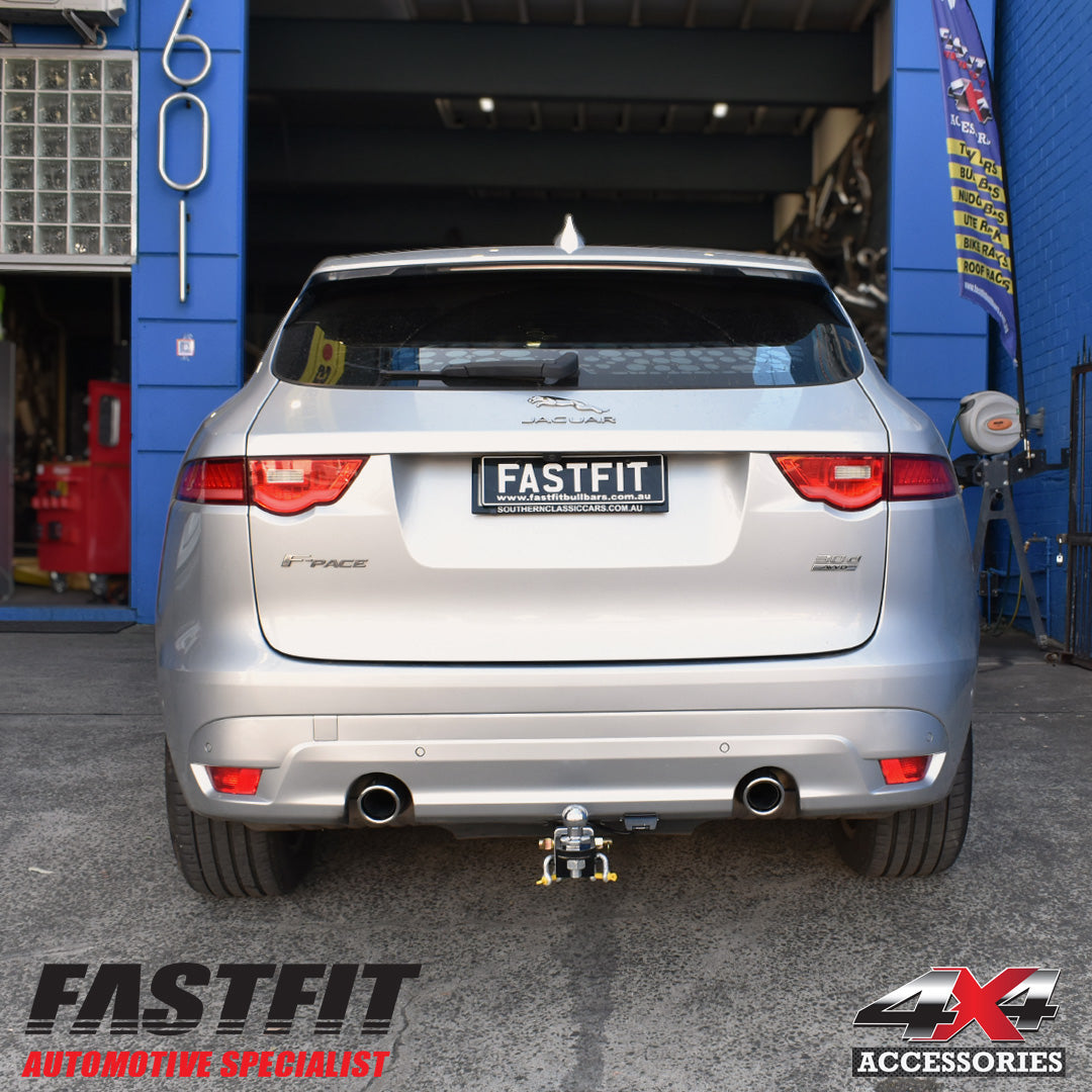 jaguar-f-pace-hr-towbar-2