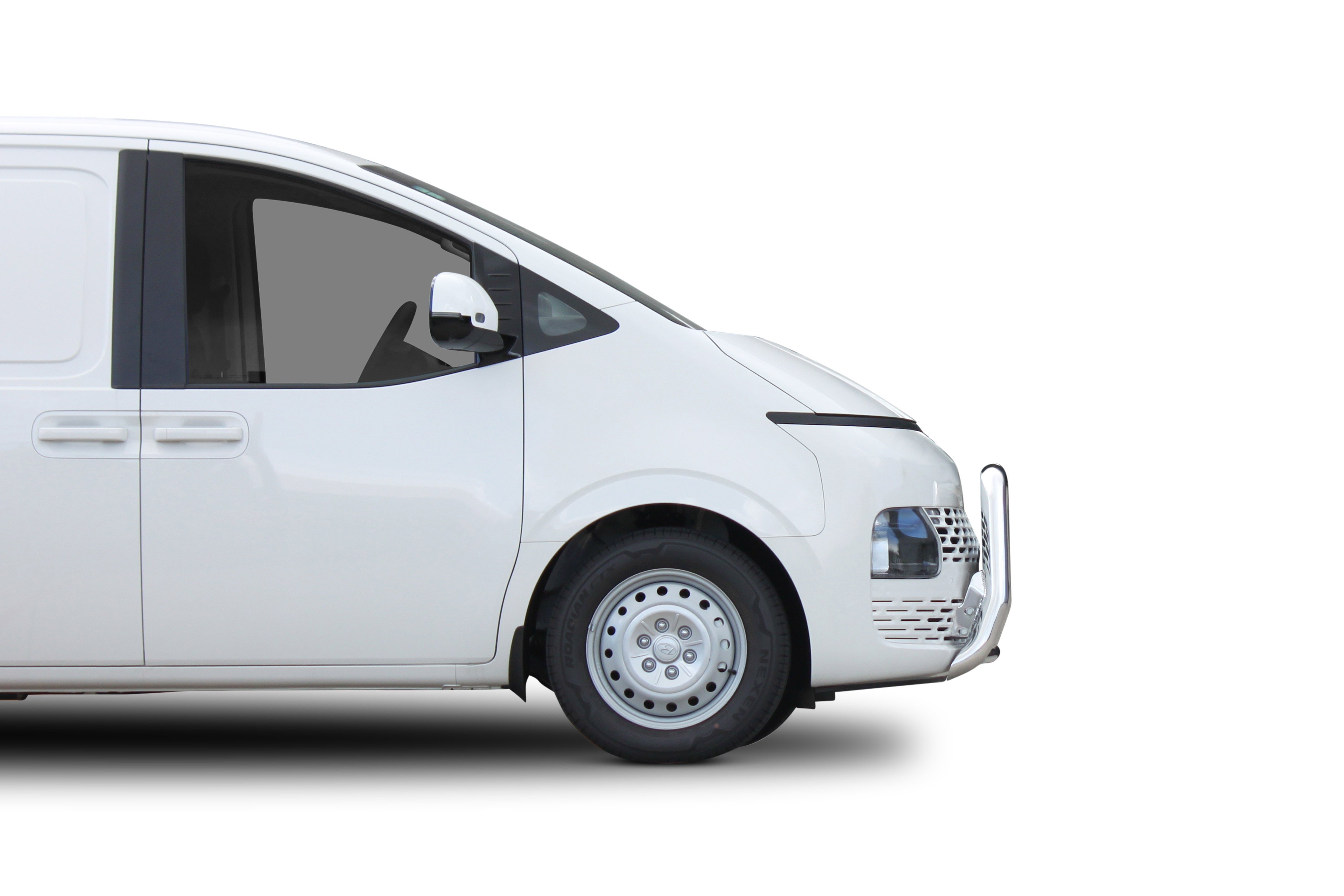 HYUNDAI STARIA Series 2 Nudge Bar (06/21-ON)