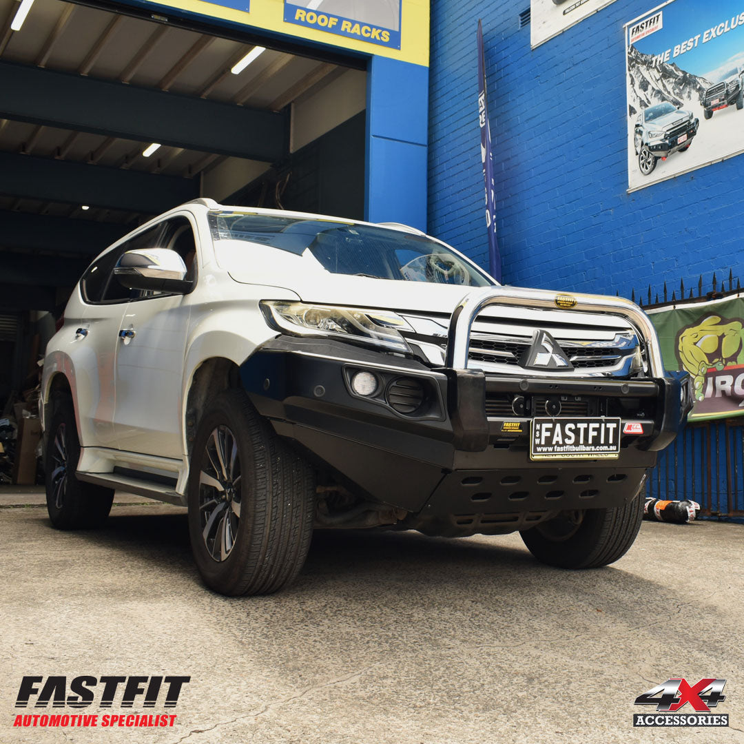pajerosports-qe-slfalcon-bullbar-1