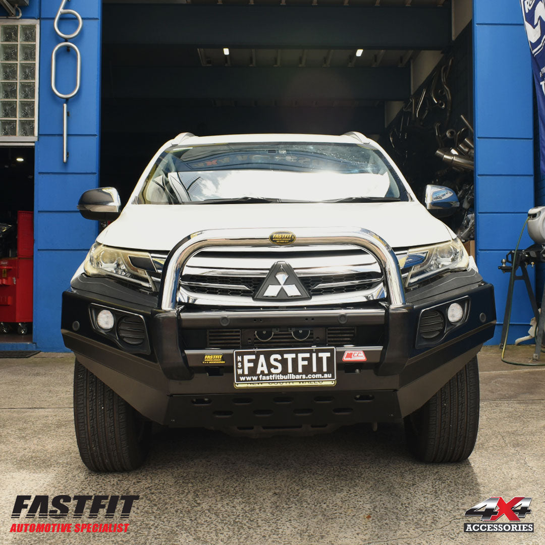 pajerosports-qe-slfalcon-bullbar
