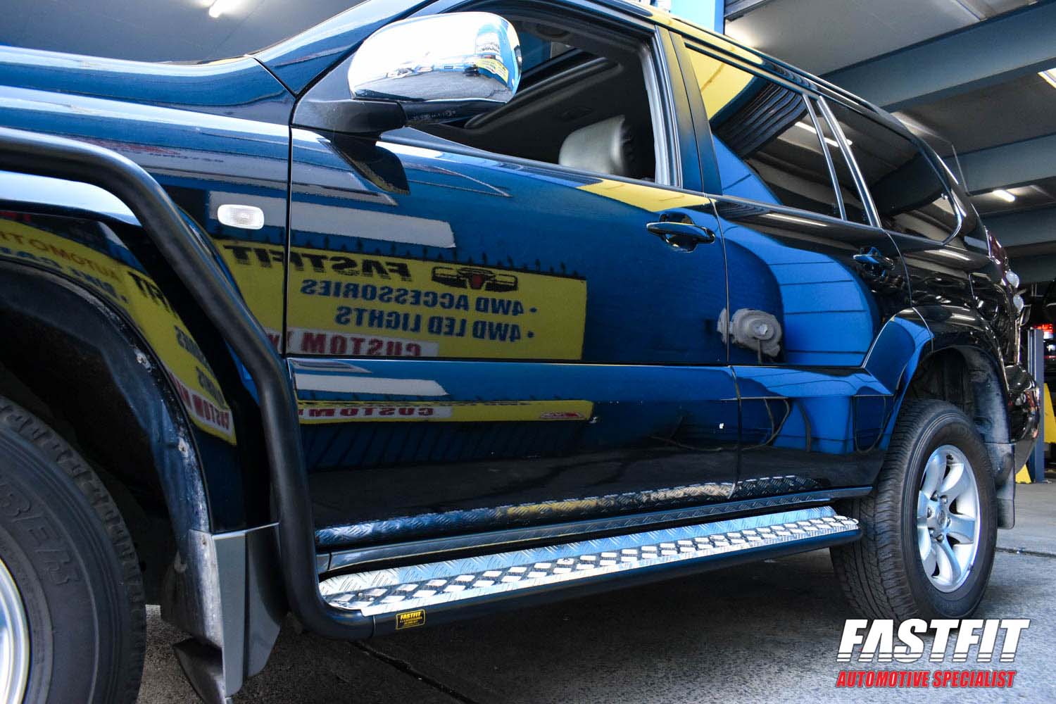 MCC 030-09SR All Black Side Steps & Rails  to suit TOYOTA Prado 120 2002-2009