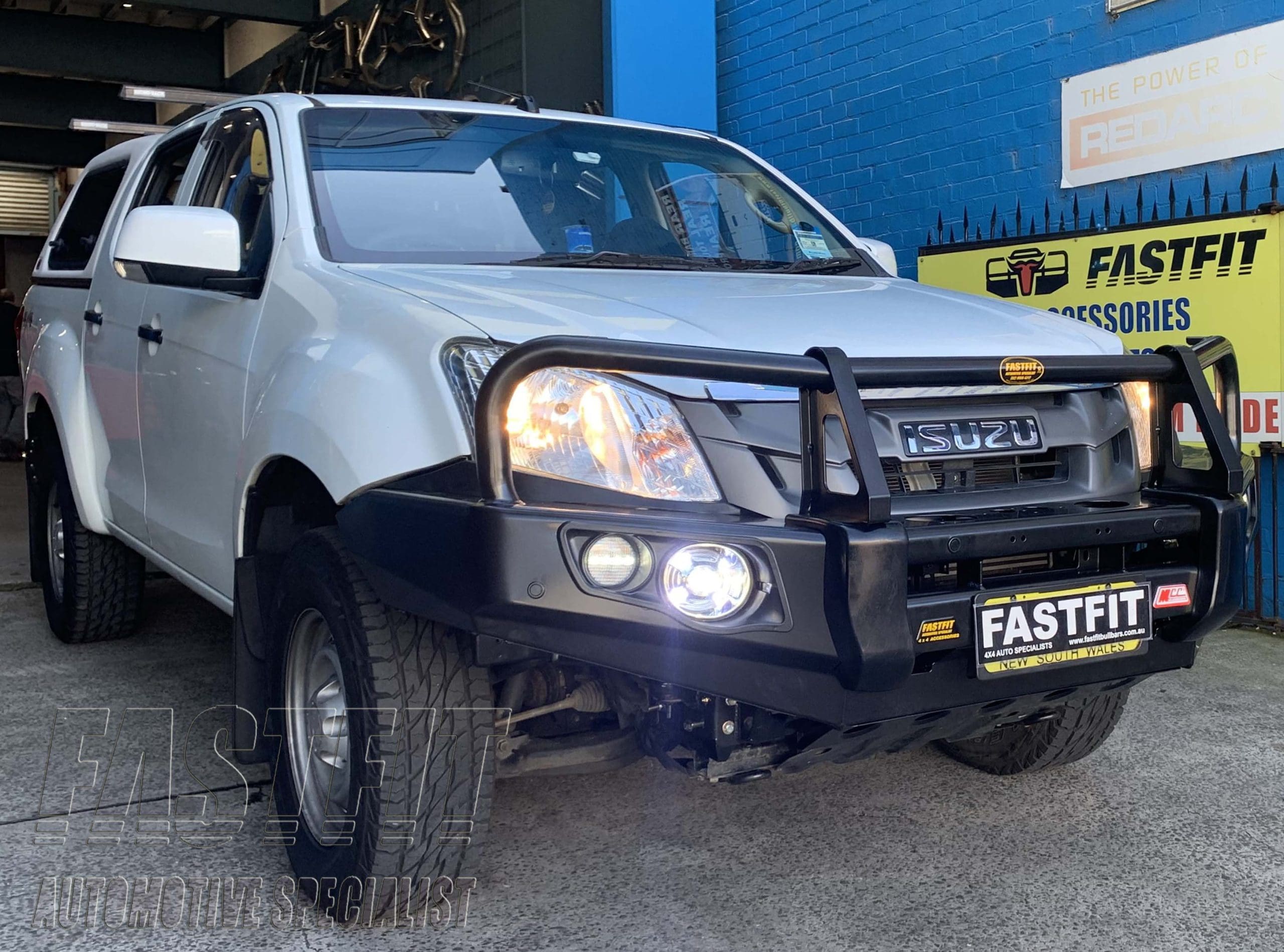 2ISUZUDMAX2012MCCFALCONBARA-FRAMEPREMIUM
