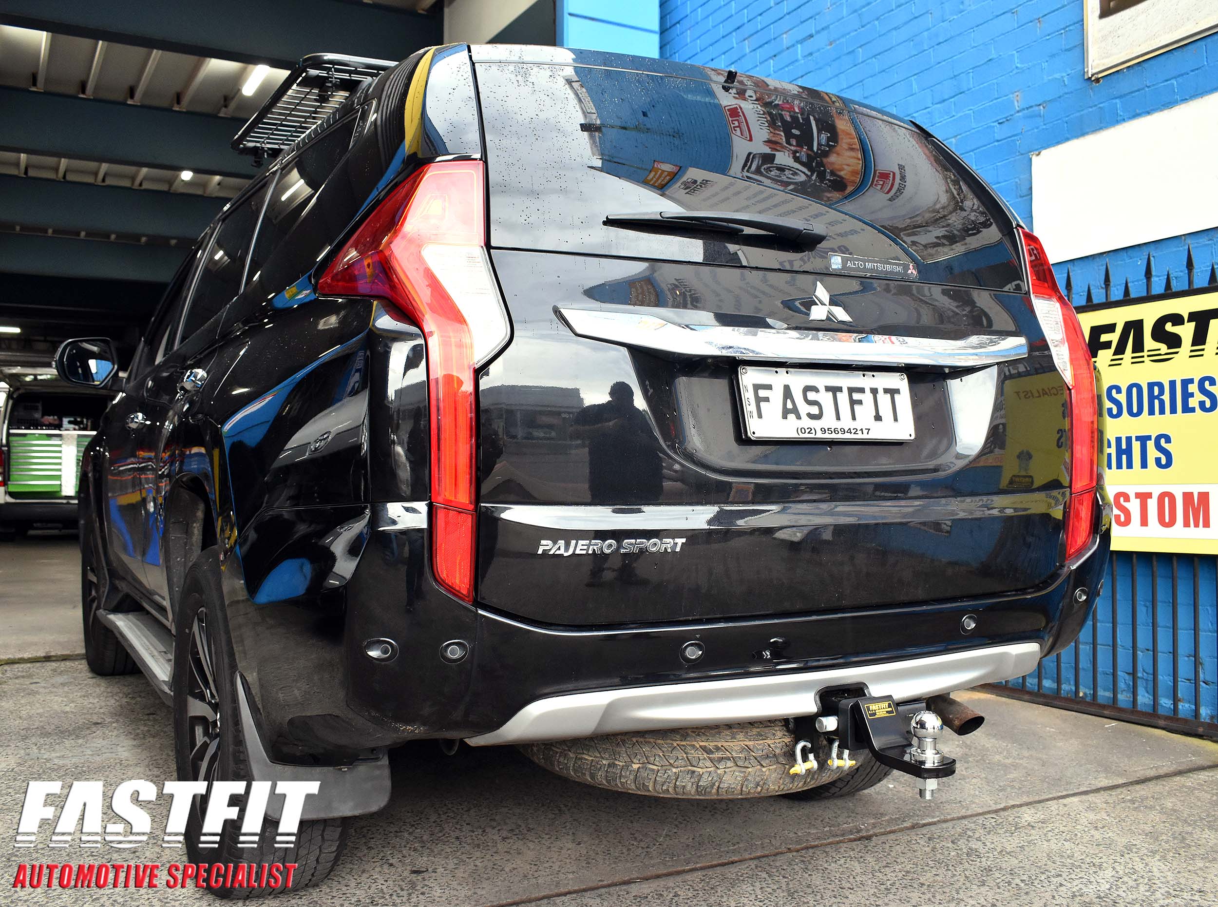 2MITSUBISHIPAJEROSPORTQESERIESTOWBAR