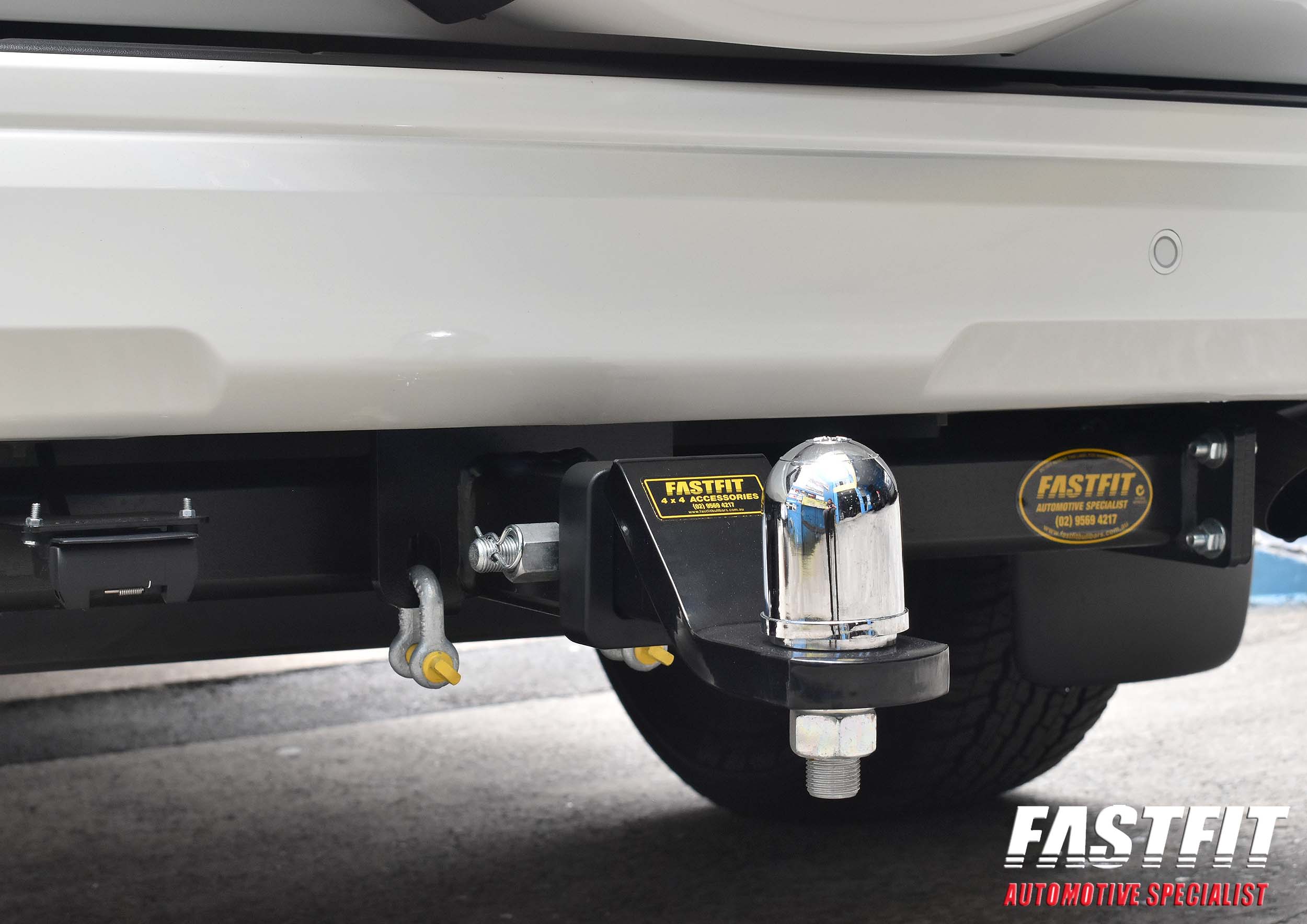 2TOYOTAPRADOKAKADUTRAILBOSSTOWBAR