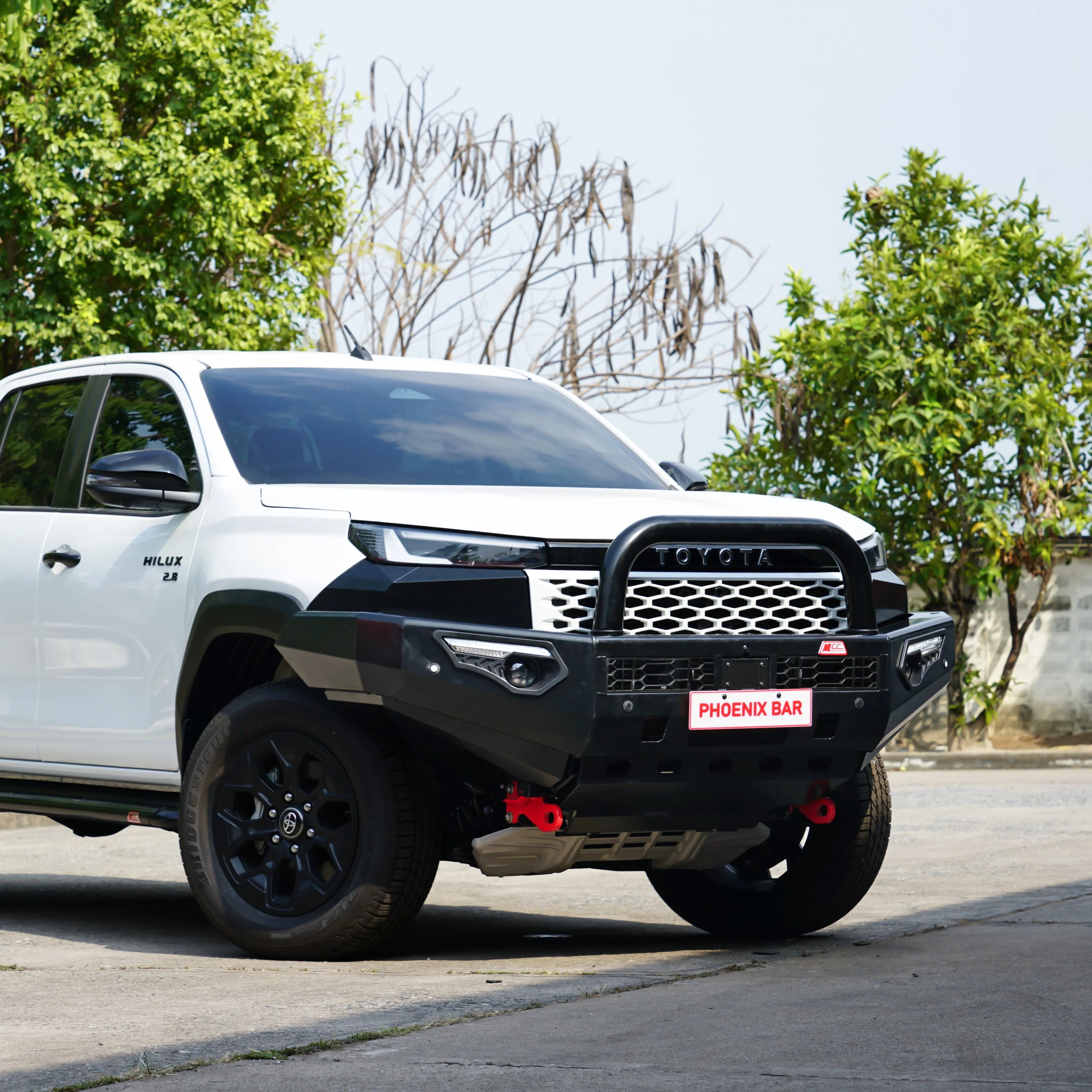 Toyota Hilux 2026-On (9th Gen) 808-01 Phoenix Bull Bar Single Black Loops Package