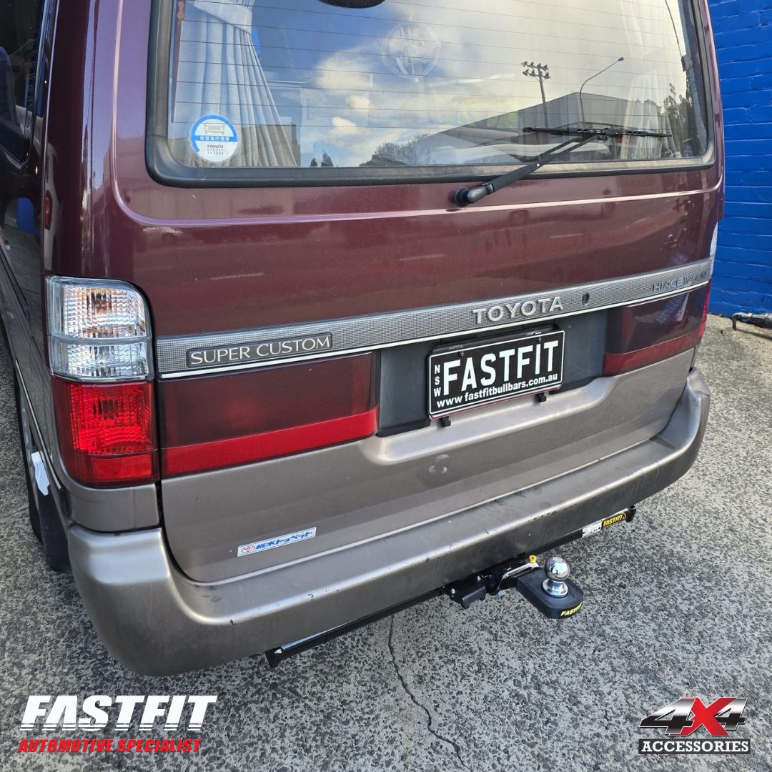 FASTFIT CUSTOM MADE TOWBAR TO SUIT TOYOTA HIACE IMPORT 1996