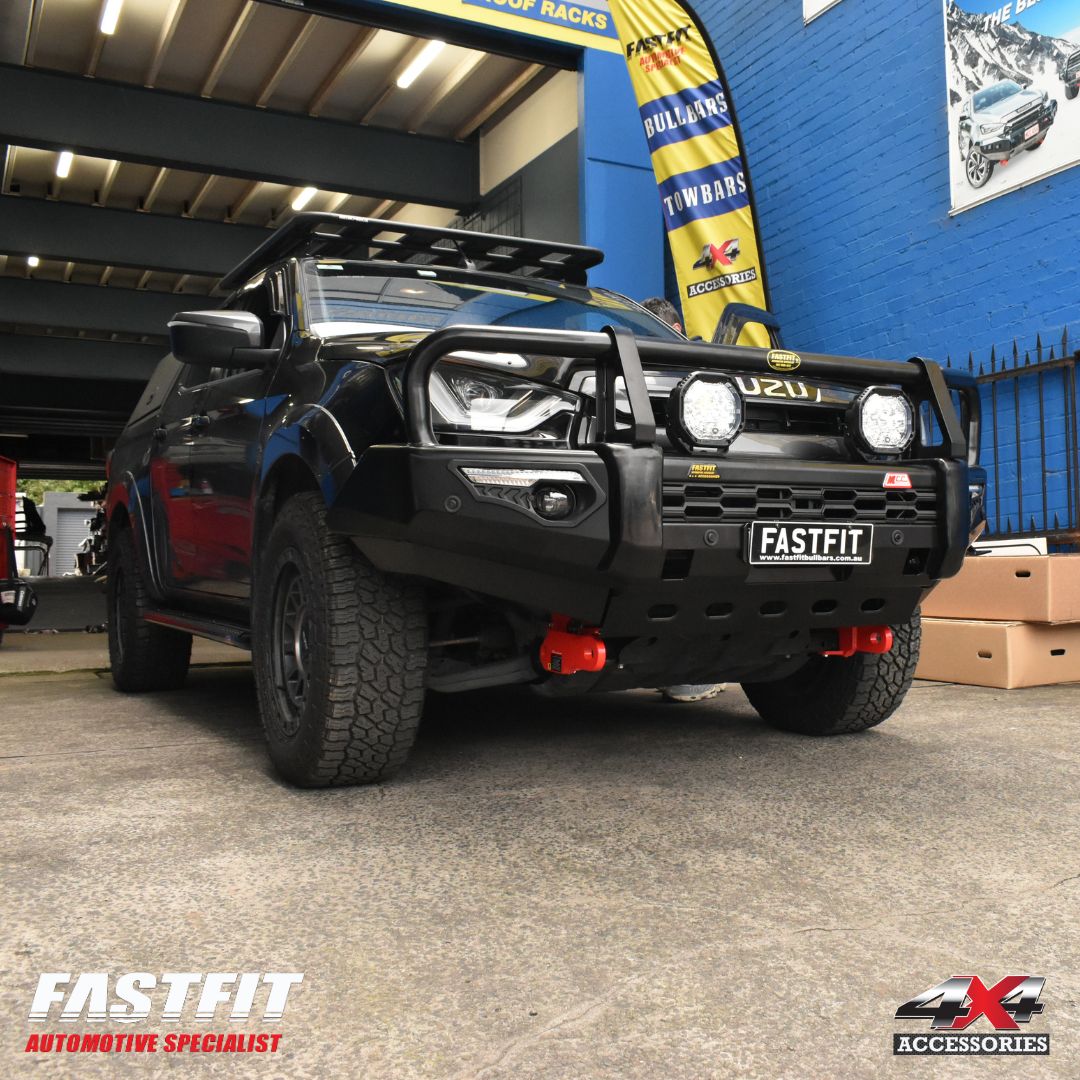 MCC 309BSBK All Black Side Step Package to suit Isuzu Dmax 2020-Present