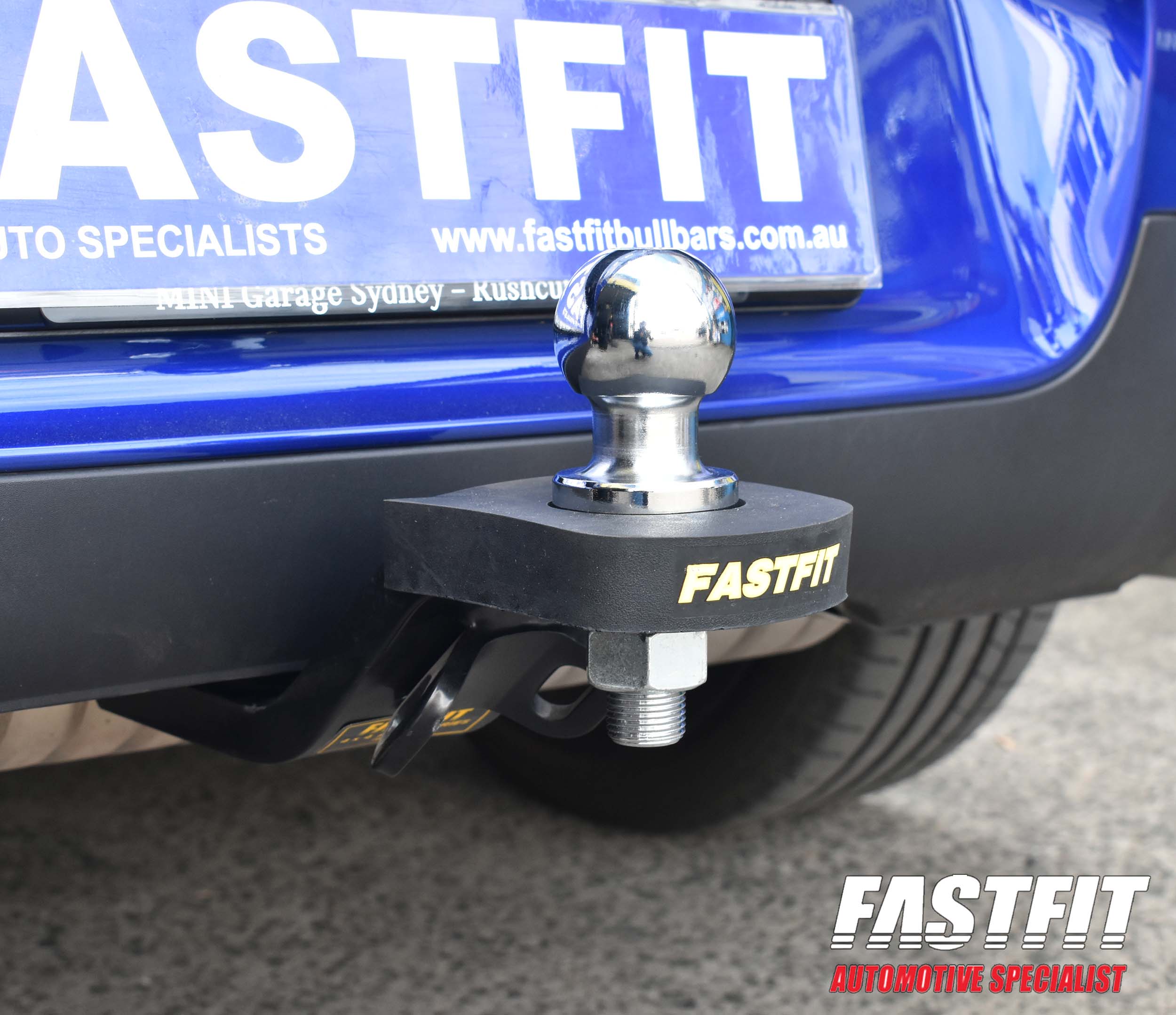 4MINICOOPERSCLUBMANTOWBAR