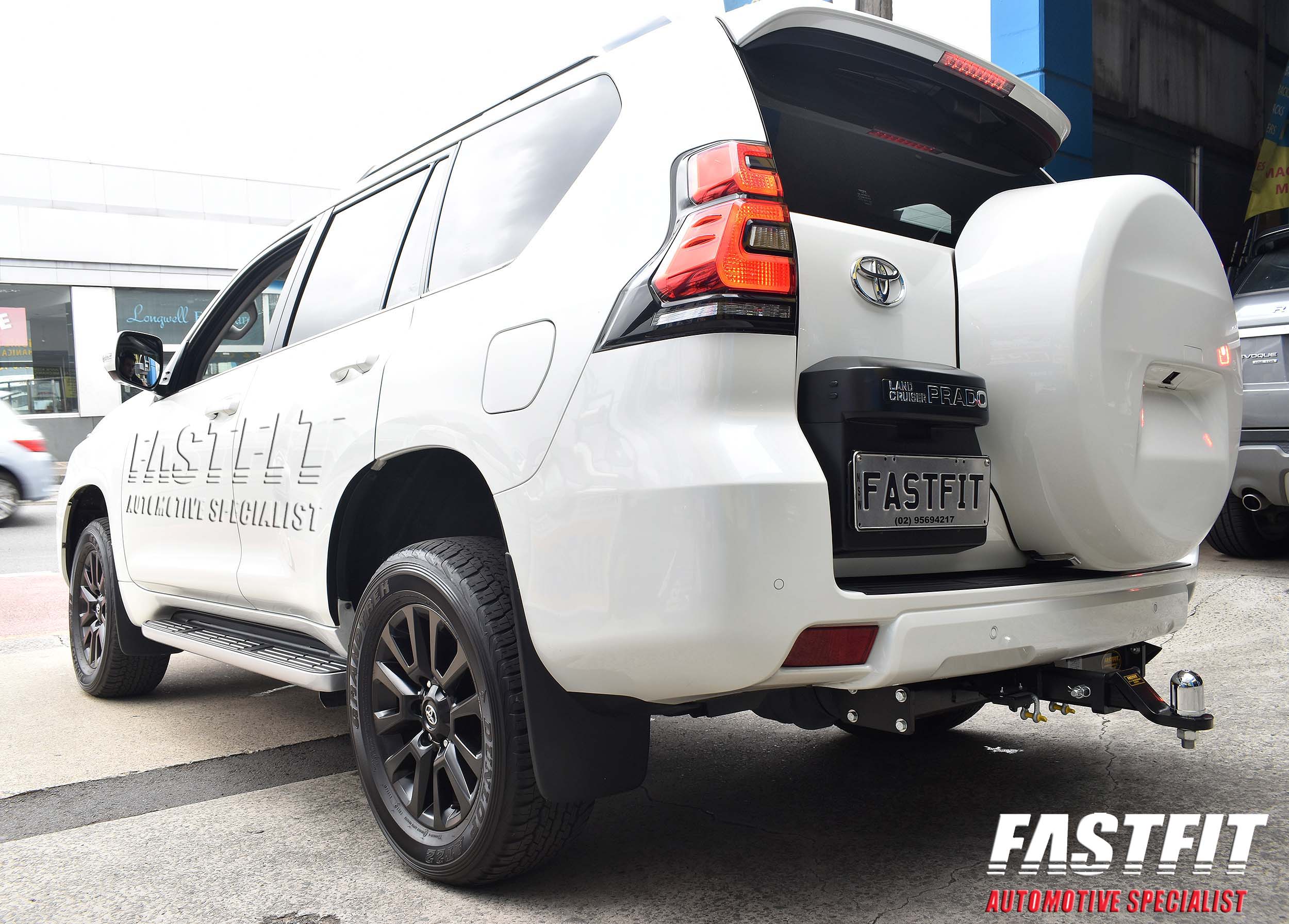 5TOYOTAPRADOKAKADUTRAILBOSSTOWBAR