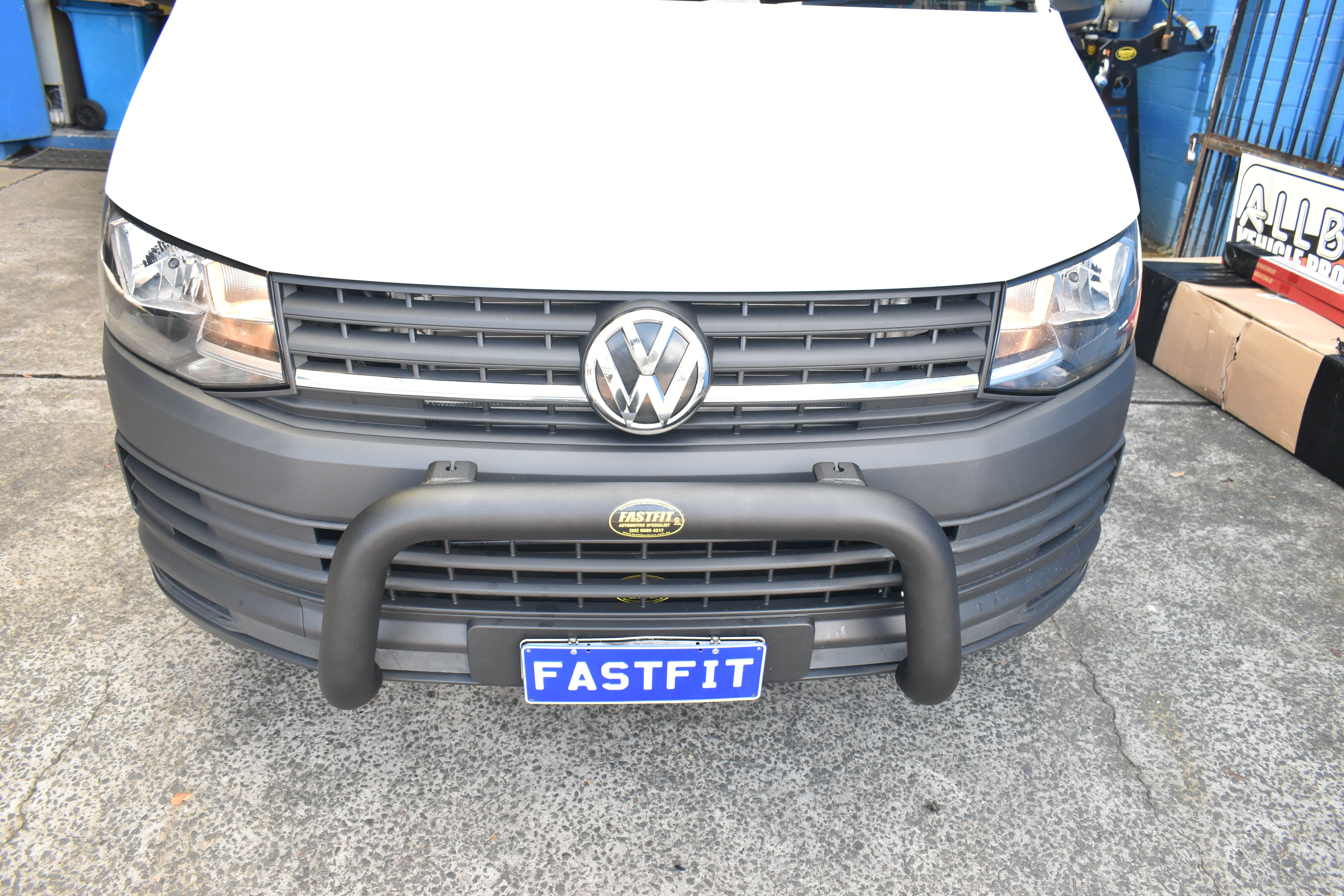 ECB Nudge Bars (POLISHED BLACK FINISH) TO SUIT VOLKSWAGEN TRANSPORTER (07/15 to 05/20)