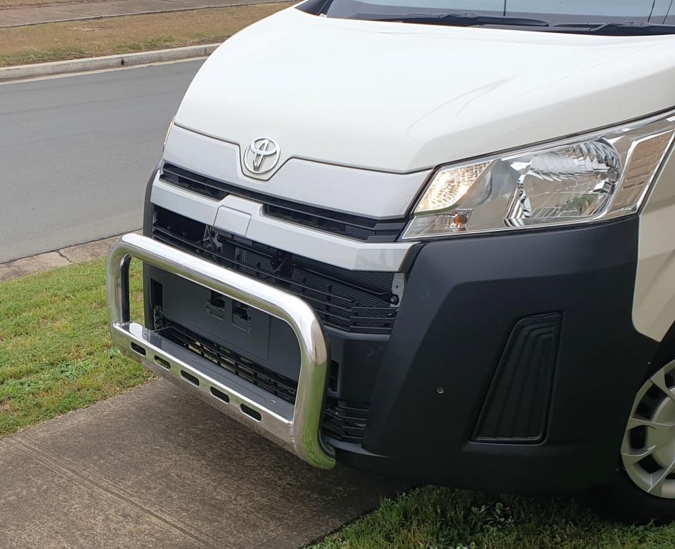 T10 Nudge Bar – Suitable for Toyota Hiace LWB/SLWB/Commuter – 2019 on.