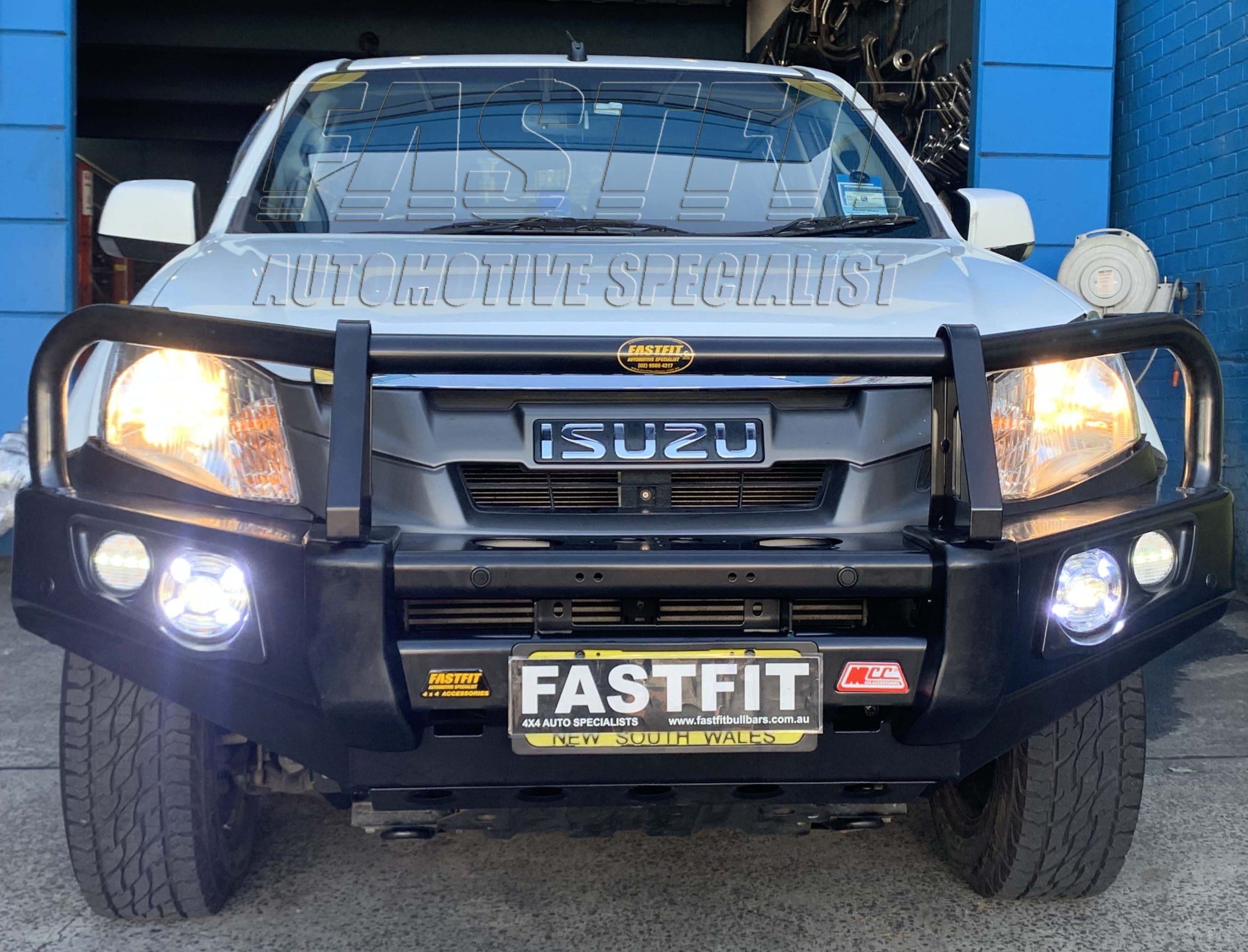 ISUZUDMAX2012MCCFALCONBARA-FRAMEPREMIUM