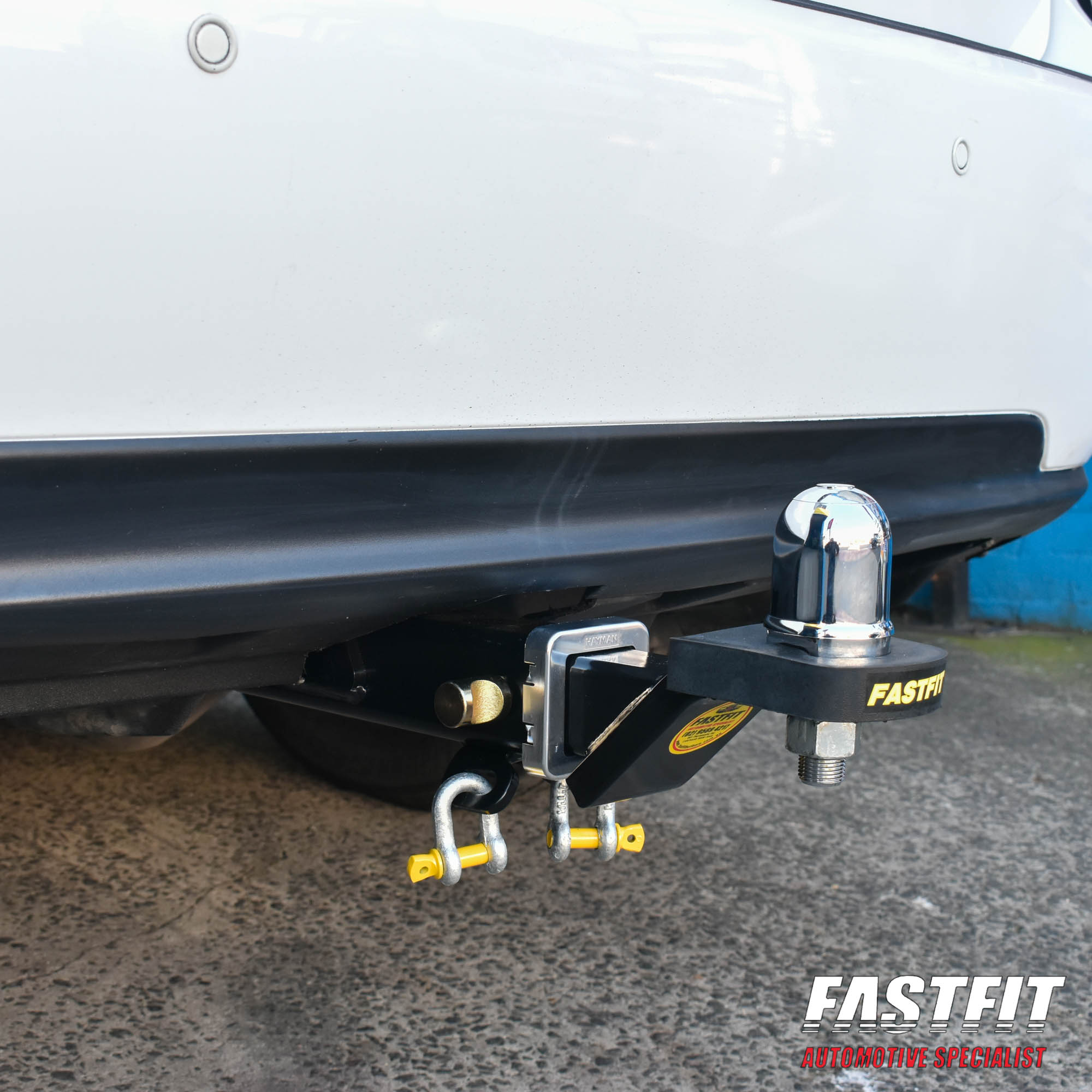 LEXUSRX450HHAYMANREESETOWBAR-5