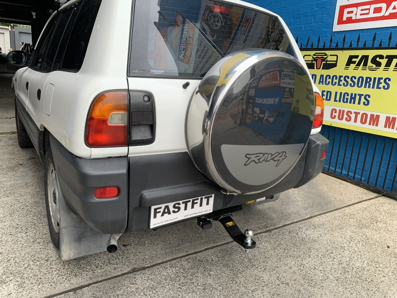 RAV43