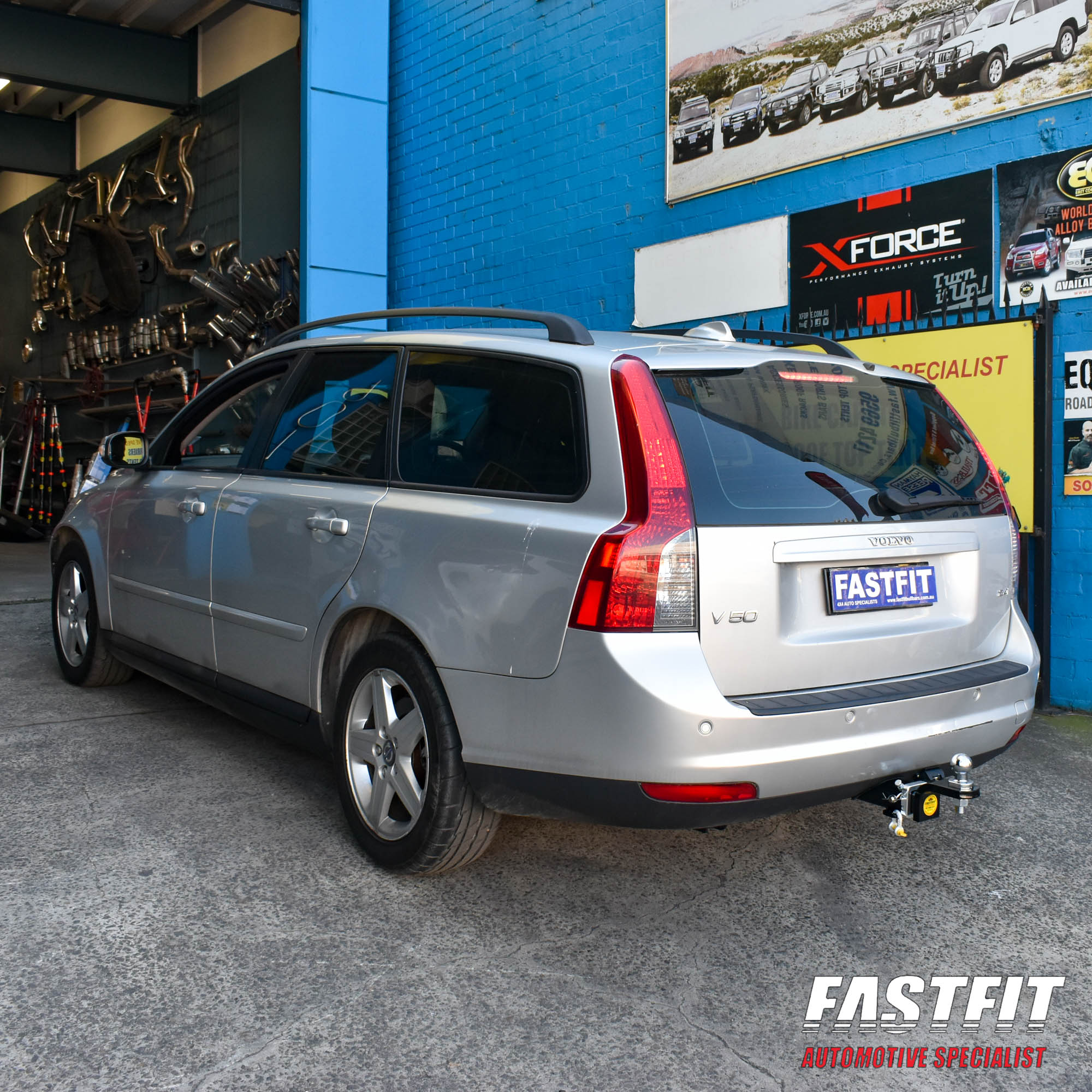 VOLVOV50HAYMANREESETOWBAR-3