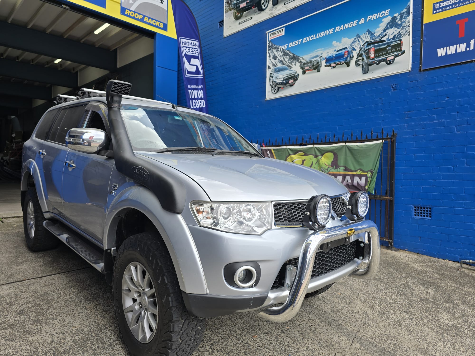 MITSUBISHI CHALLENGER PB Nudge Bar (01/09 to 06/13)
