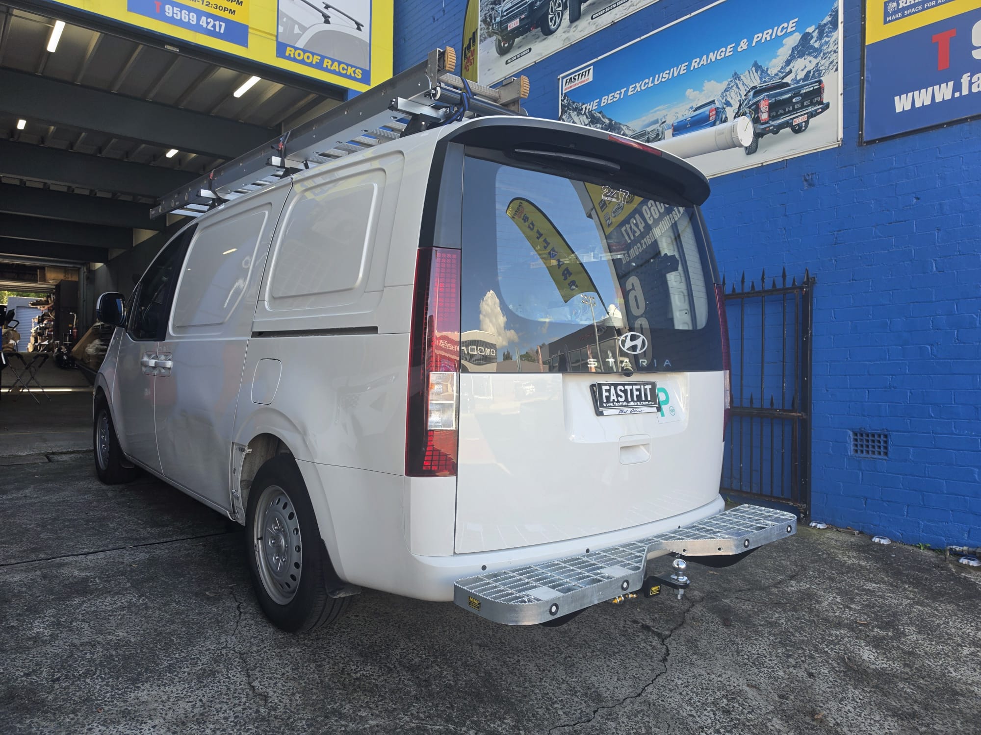 TAG Rear Step & Towbar for Hyundai Staria Van (01/2021 - on)