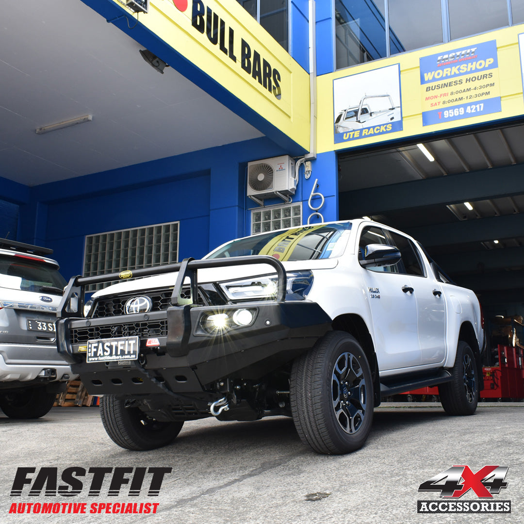 hilux-2024-mcc-falcon-fog-lights-bullbar-3
